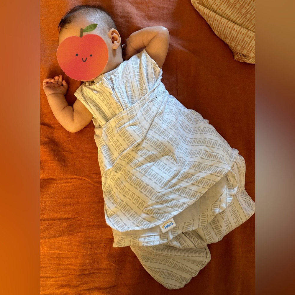 Newborn Halo Sleepsack Swaddle